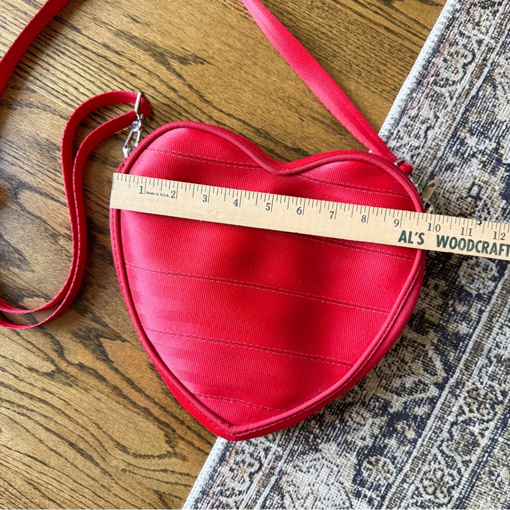 HARVEYS Heart Shaped Bag Red - Picture 10 of 13